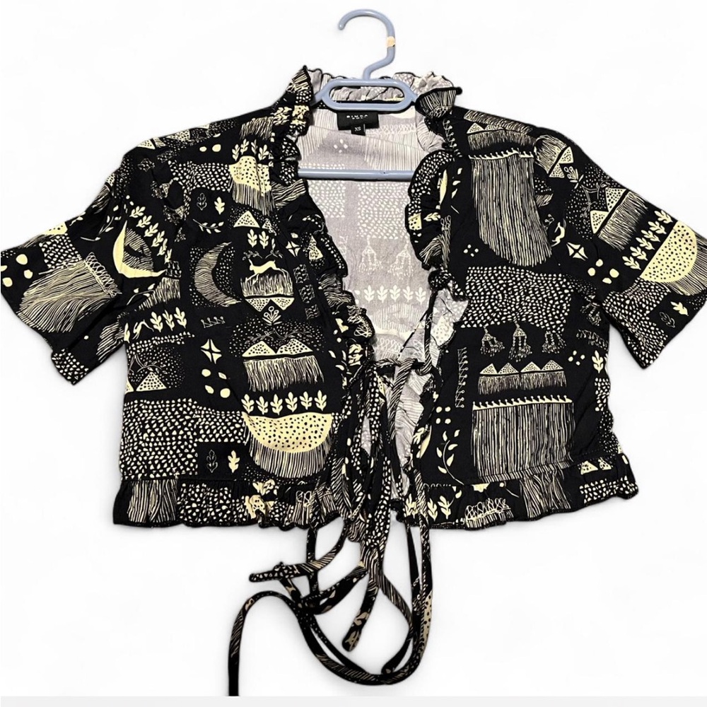 Black and Cream Patterned Crop Top